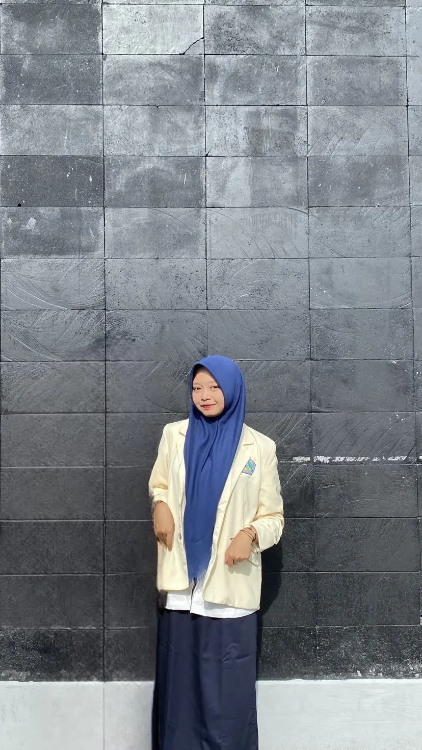 Annisa Febryana Nur Indah Agiasari Photo