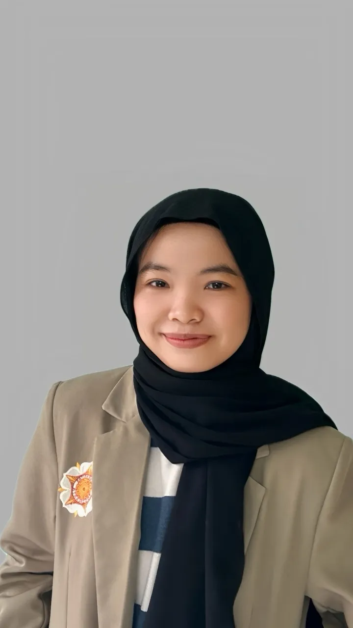 Heni Puspita Candradewi Photo