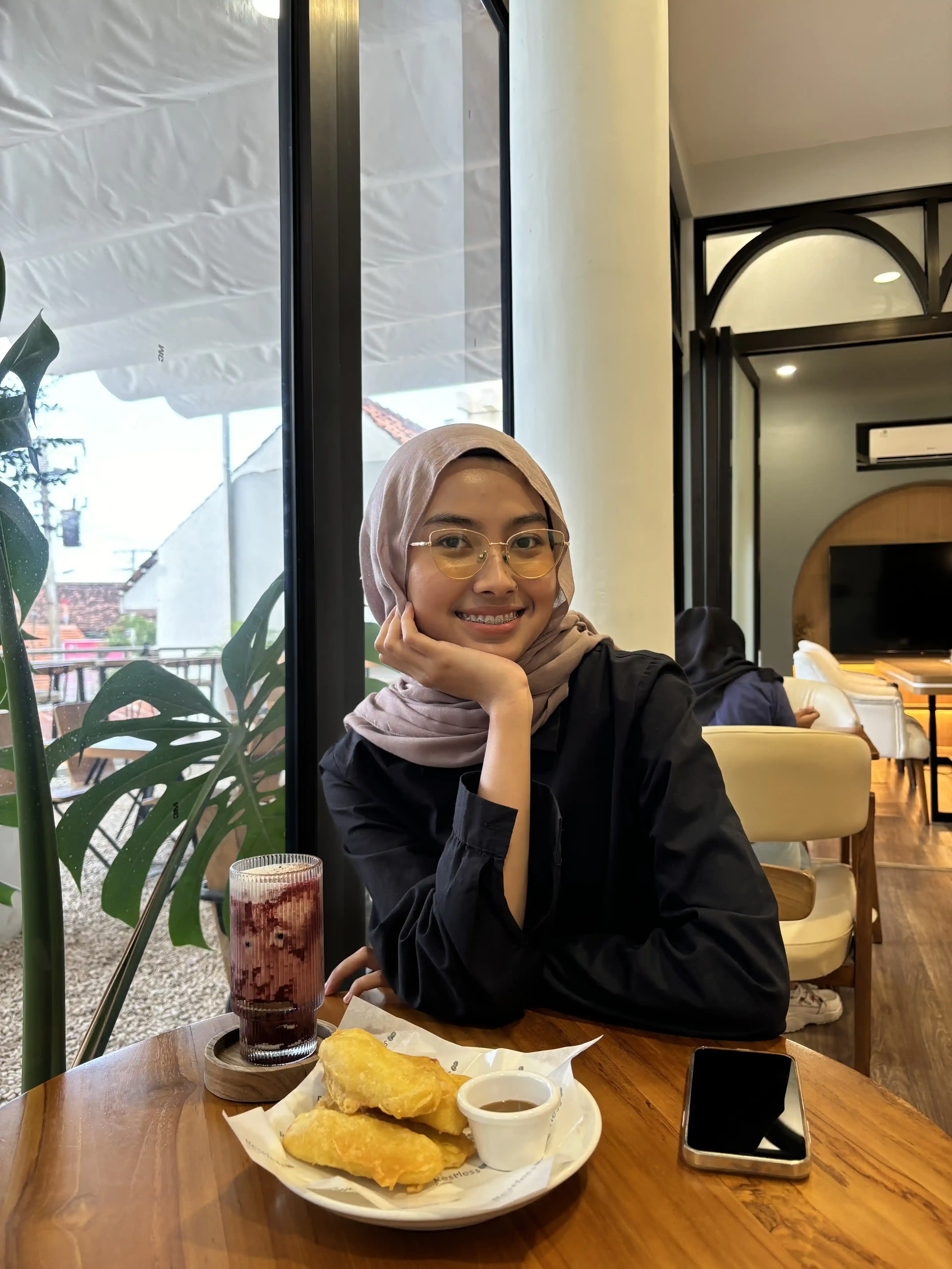 Shevany Herjuno Putri Photo